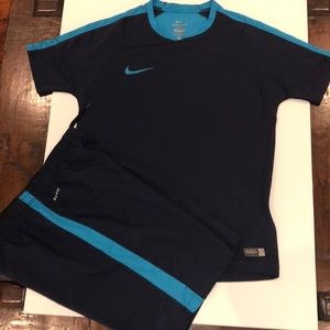 nike dri-fit set